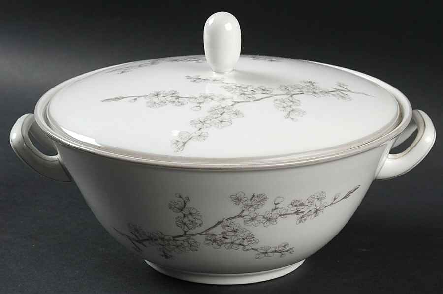 Wildflowers (Oldbrunswick) Round Covered Vegetable by Furstenberg-1