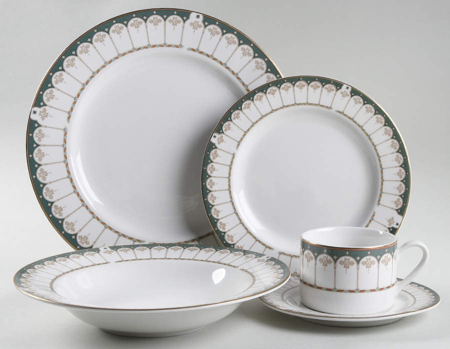 Ardsley 5 Piece Place Setting by Farberware-1