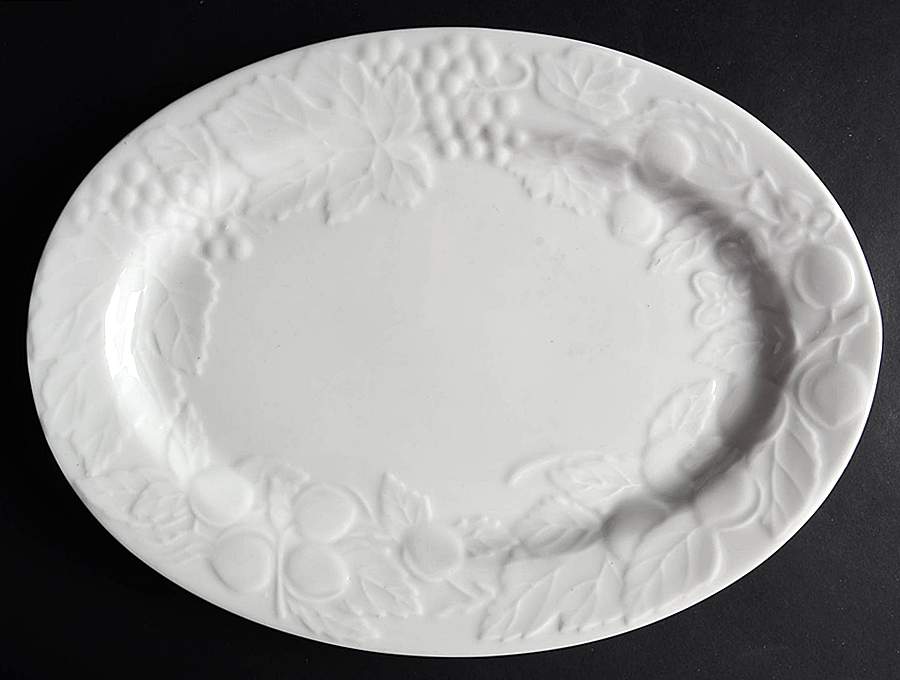 Blanc Sur Blanc 14" Oval Serving Platter by Farberware-1