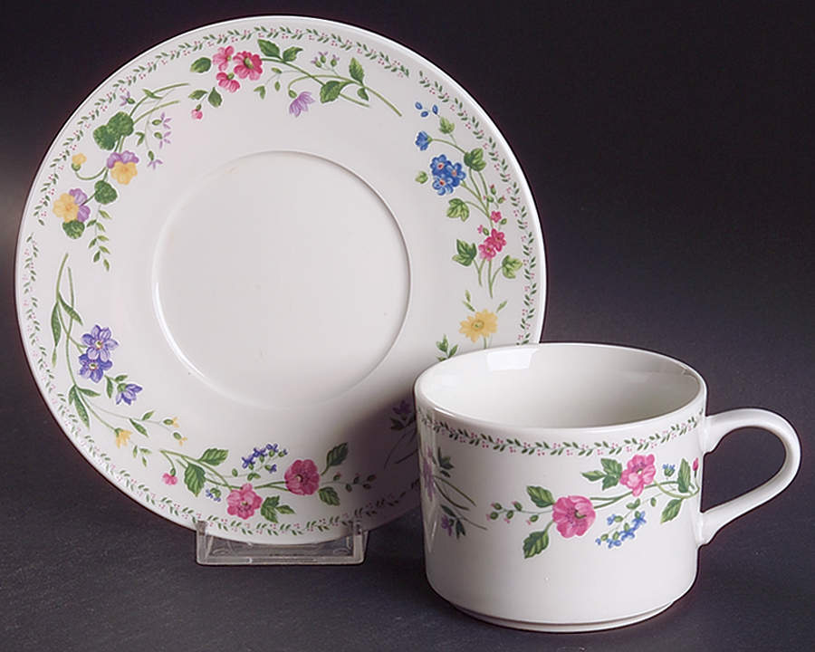 English Garden (225-225a, White Background) Flat Cup & Saucer Set by Farberware-1