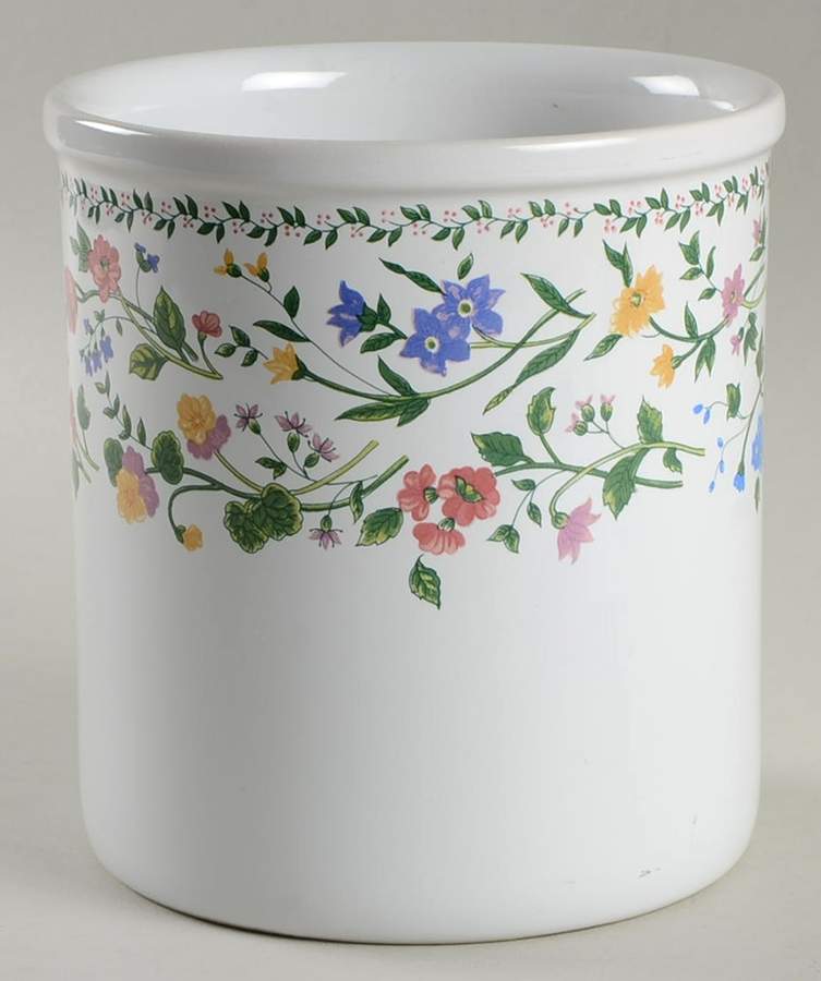 English Garden (225-225a, White Background) 6" Storage Jar No Lid by Farberware-1