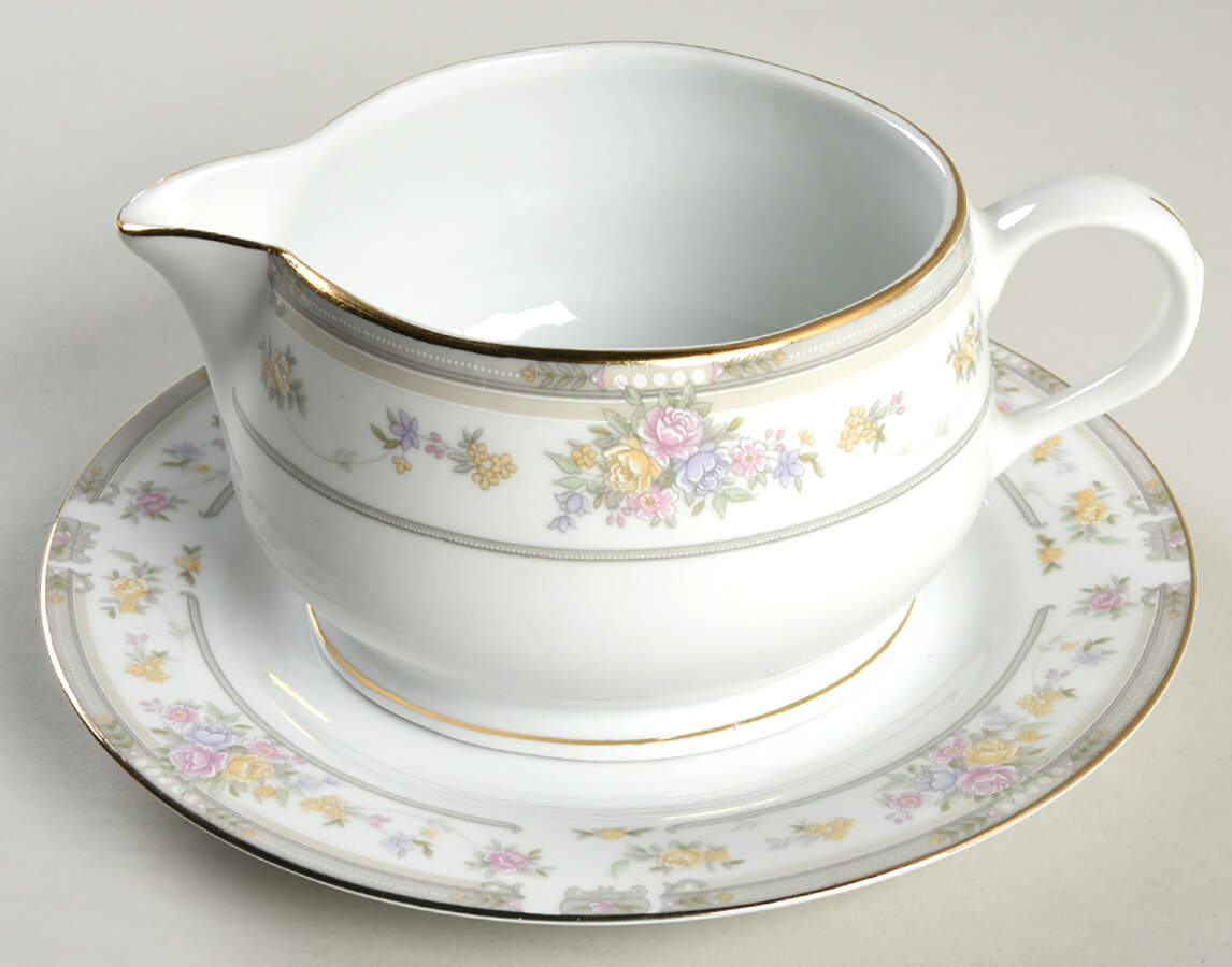 Southampton (Design Off Edge) Round Gravy Boat & Bread and Butter Stand by Farberware-1
