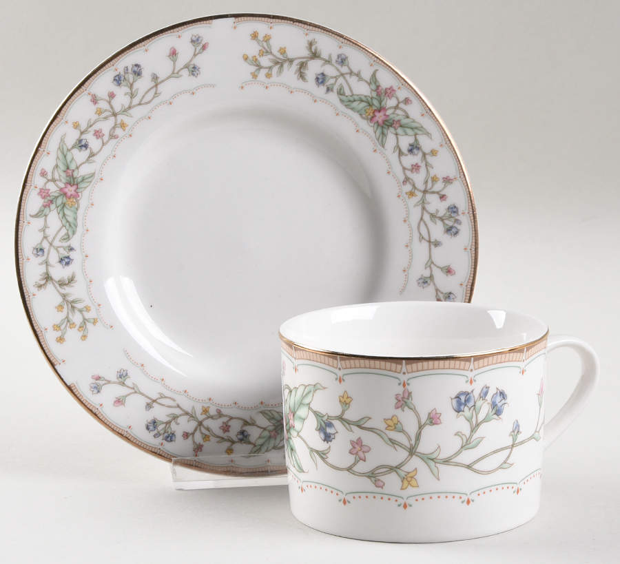 Wellesley Flat Cup & Saucer Set by Farberware-1