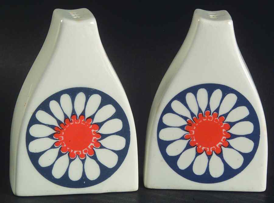 Daisy Salt & Pepper Set by Figgjo (Norway)-1
