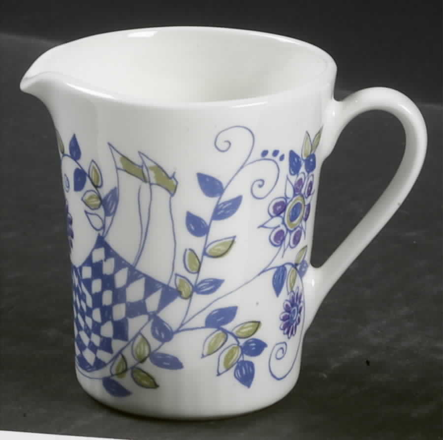 Lotte (Coupe) Mini Creamer by Figgjo (Norway)-1