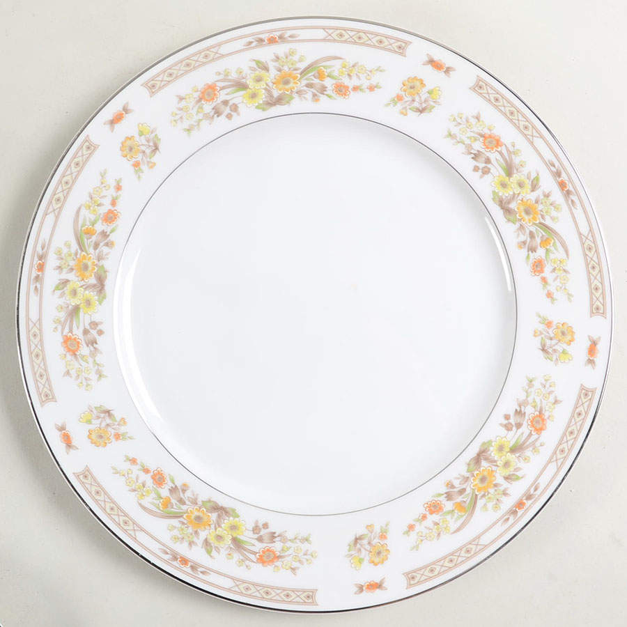 Clairmont Dinner Plate by Four Crown-1