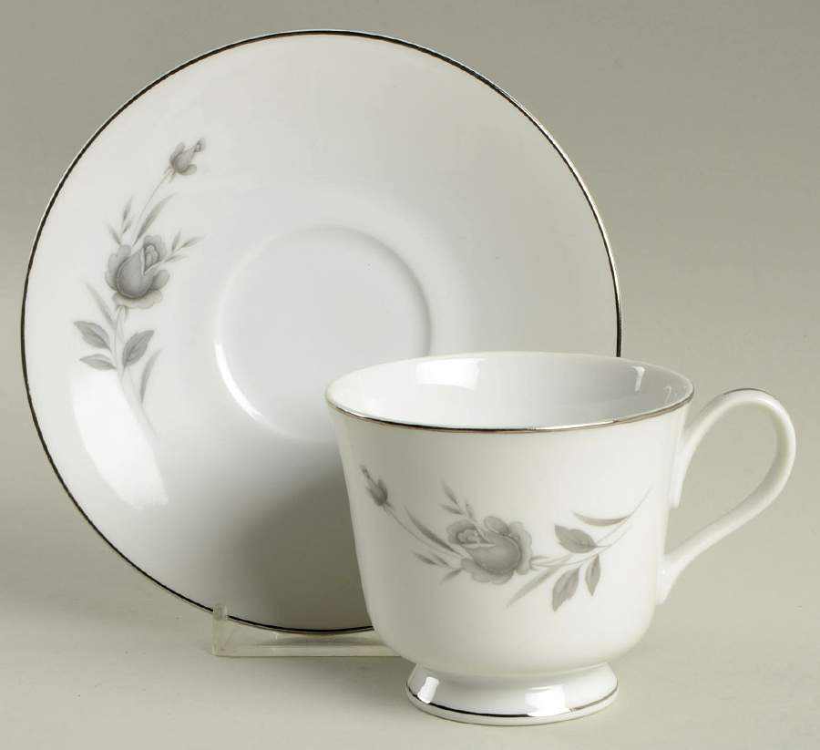 Darien Footed Cup & Saucer Set by Four Crown-1