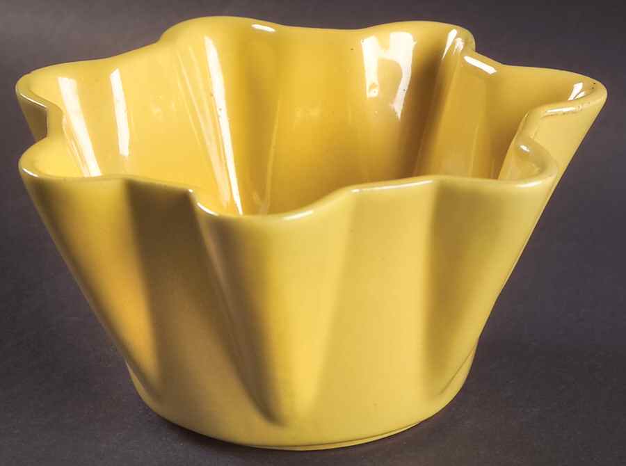 Plainsman Autumn Yellow 3" Planter by Frankoma-1