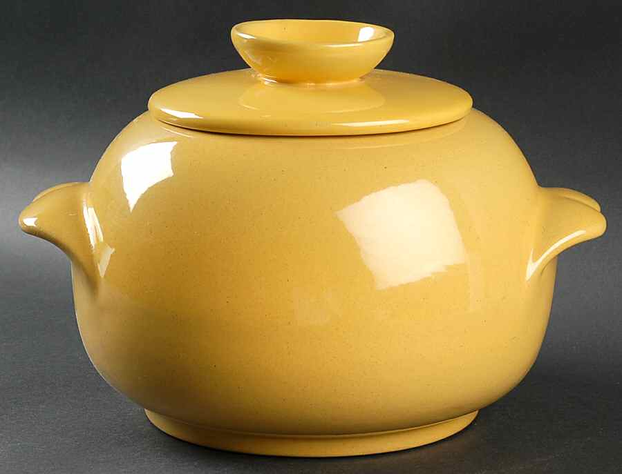Plainsman Autumn Yellow 3 Quart Round Covered Casserole by Frankoma-1