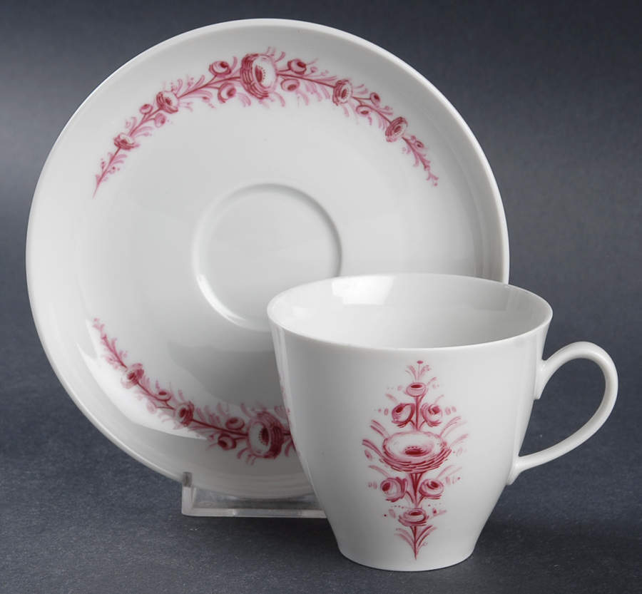 02767 Flat Cup & Saucer Set by Furstenberg-1