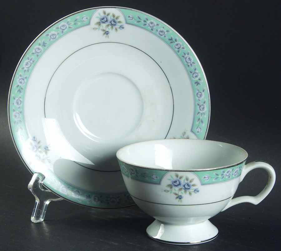 Venice Footed Cup & Saucer Set by Fashion Manor-1