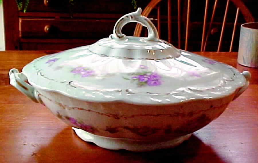 St Regis Round Covered Vegetable by FB & Co (Germany)-1