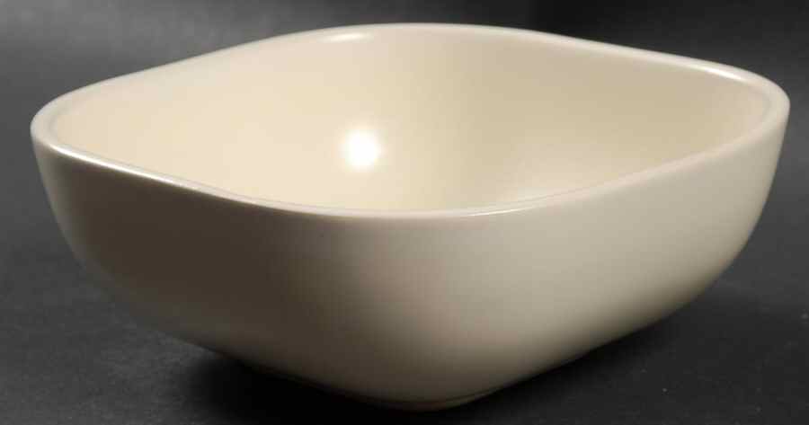 Metropolitan Ivory Fruit/Dessert (Sauce) Bowl by Franciscan-1