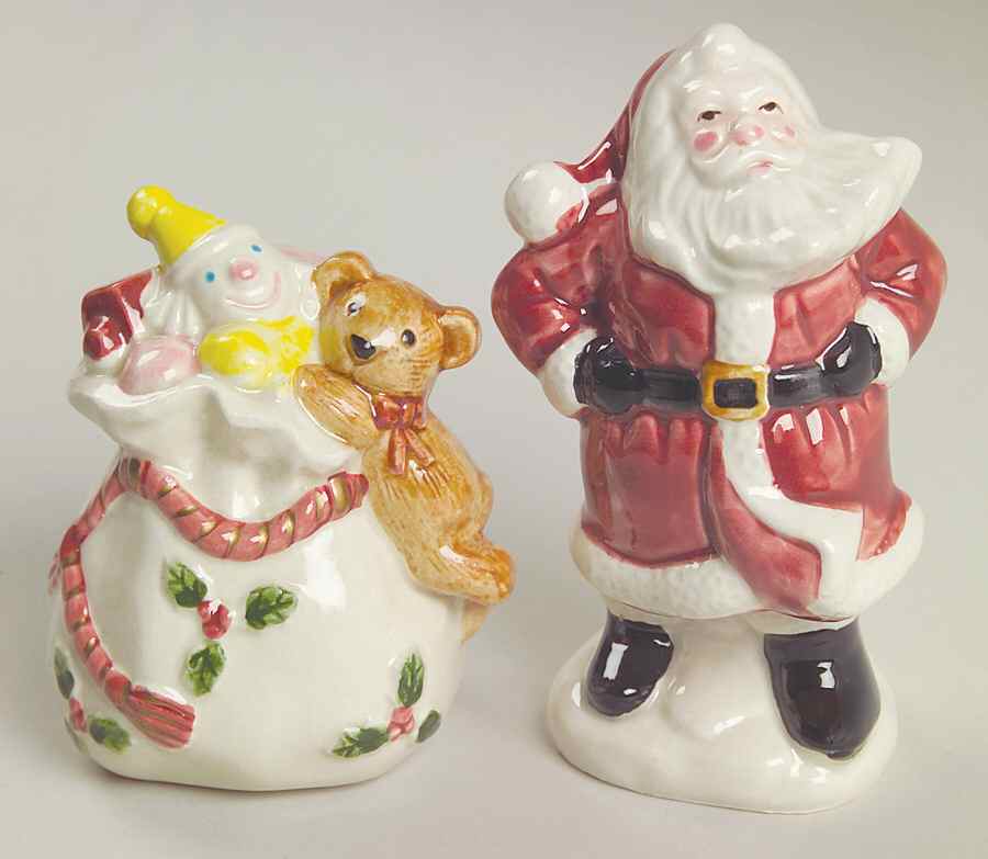 Old World Santa Figural Salt & Pepper Set by Fitz & Floyd-1