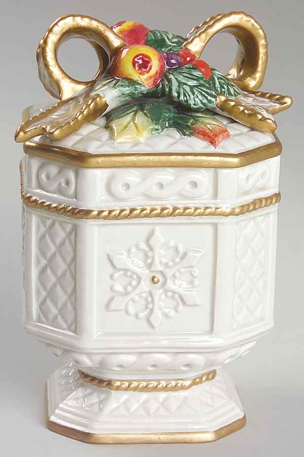Snowy Woods Sugar Bowl & Lid by Fitz & Floyd-1