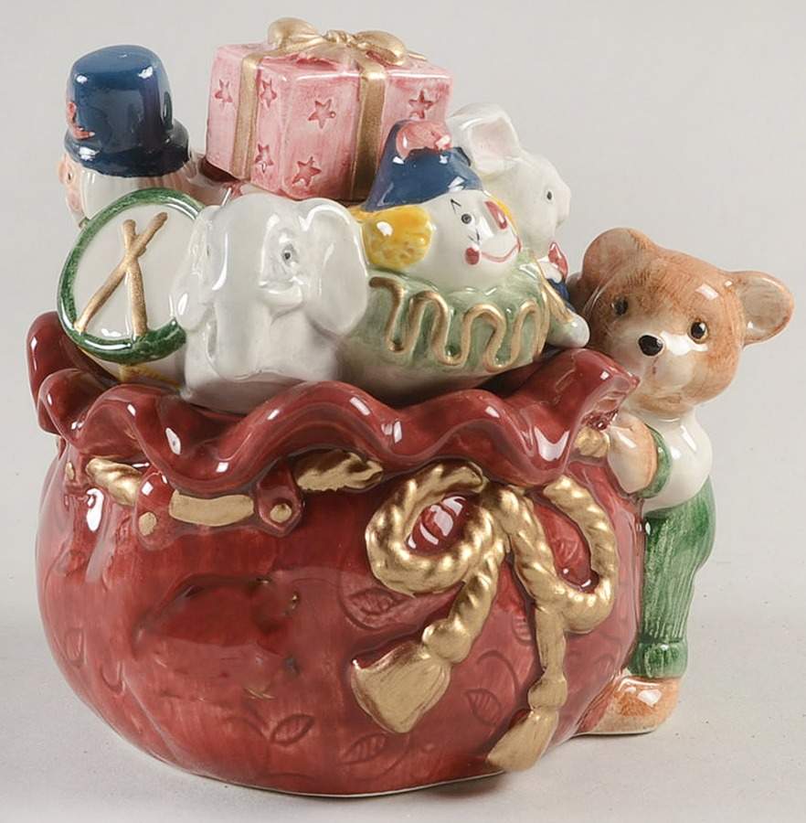 Father Christmas Sugar Bowl & Lid by Fitz & Floyd-1