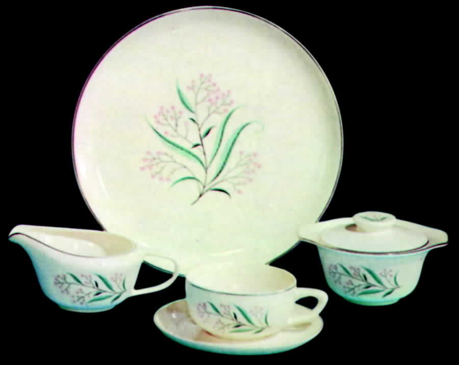 Heather Dinner Plate by French Saxon-1