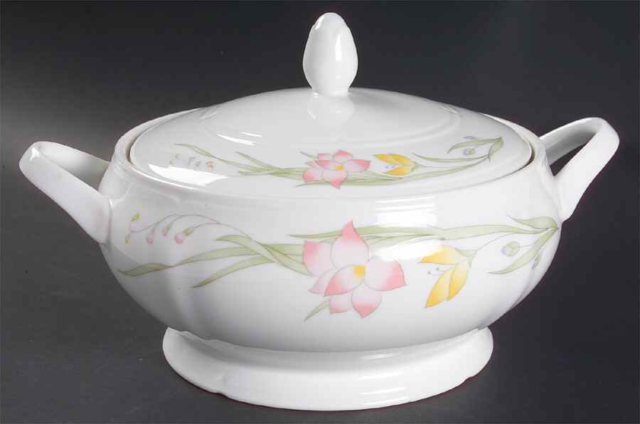 French Garden (Porcelain) Round Covered Vegetable by Fine China of Japan-1
