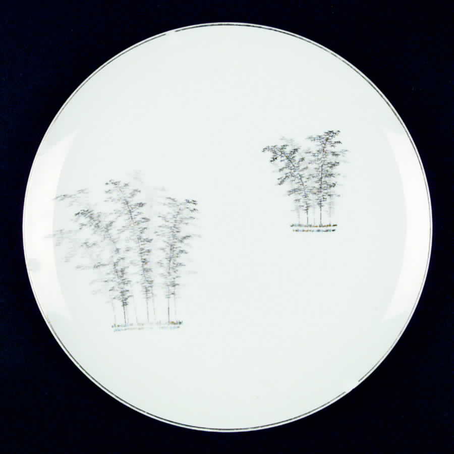 Silver Bamboo (2 Groups of Trees) Dinner Plate by Fukagawa-1