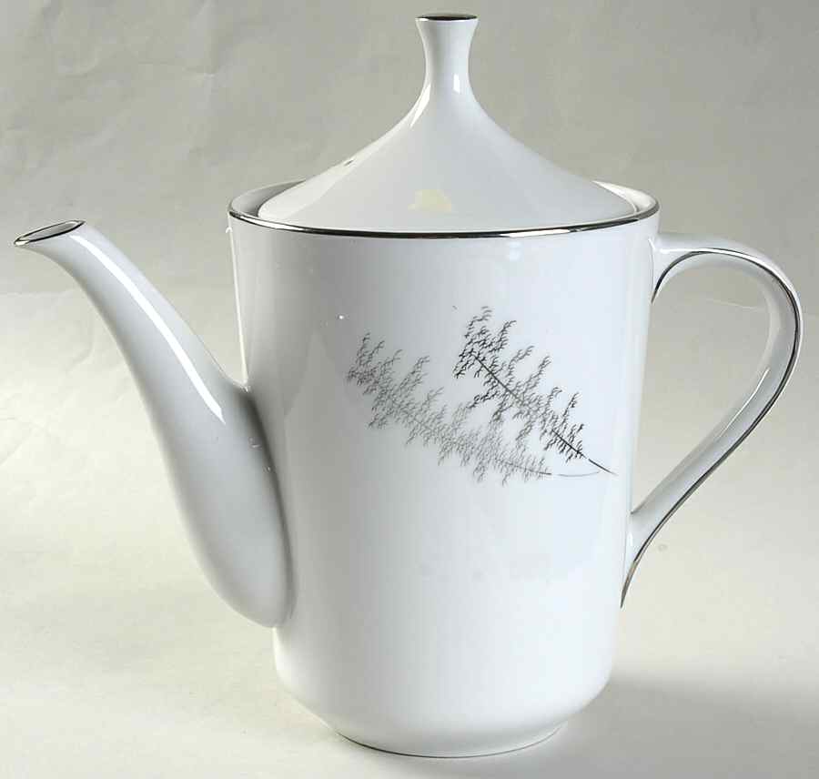 Silver Bamboo (2 Groups of Trees) Teapot & Lid by Fukagawa-1