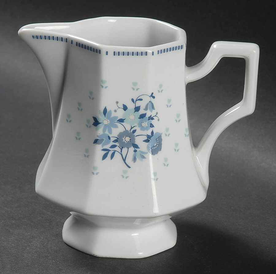 Jamestown Creamer by Fairfield-1