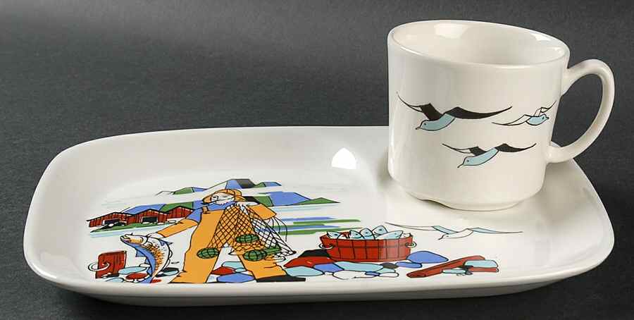 Torskefiske Snack Plate & Cup Set by Figgjo (Norway)-1