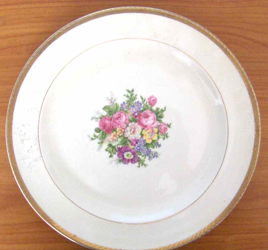 FSX44 Dinner Plate by French Saxon-1