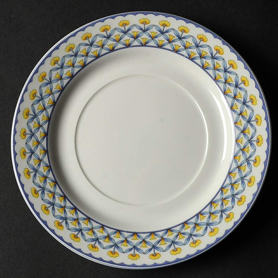 Country Cupboard Saucer by Farberware-1