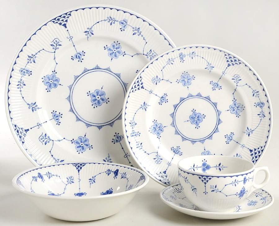 Denmark Blue 5 Piece Place Setting by Franciscan-1