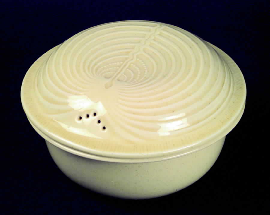 Sea Sculptures Sand Individual Casserole & Lid by Franciscan-1