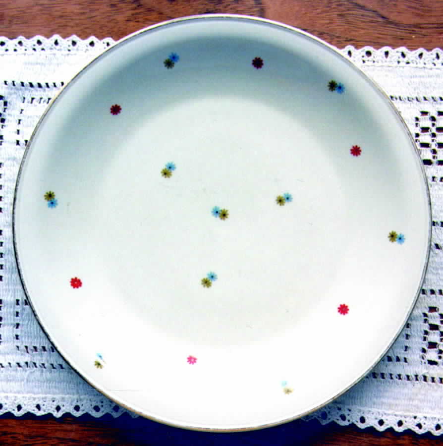 01573 Dessert/Pie Plate by Furstenberg-1