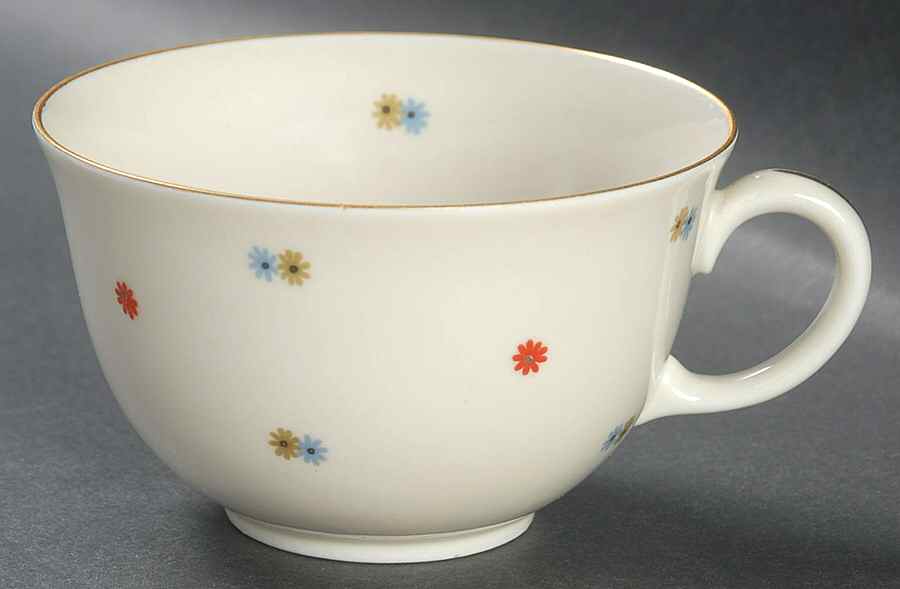 01573 Footed Cup by Furstenberg-1