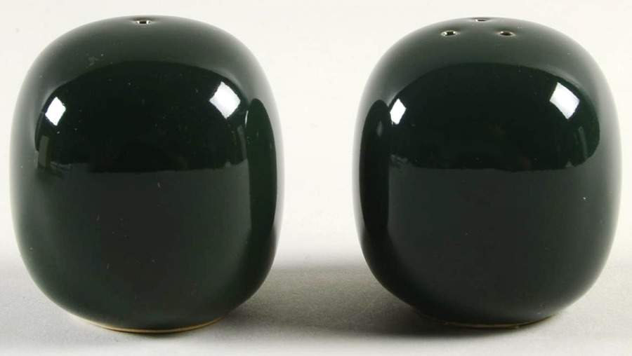 Total Color Spectrum Hunter Green Salt & Pepper Set by Fitz and Floyd-1