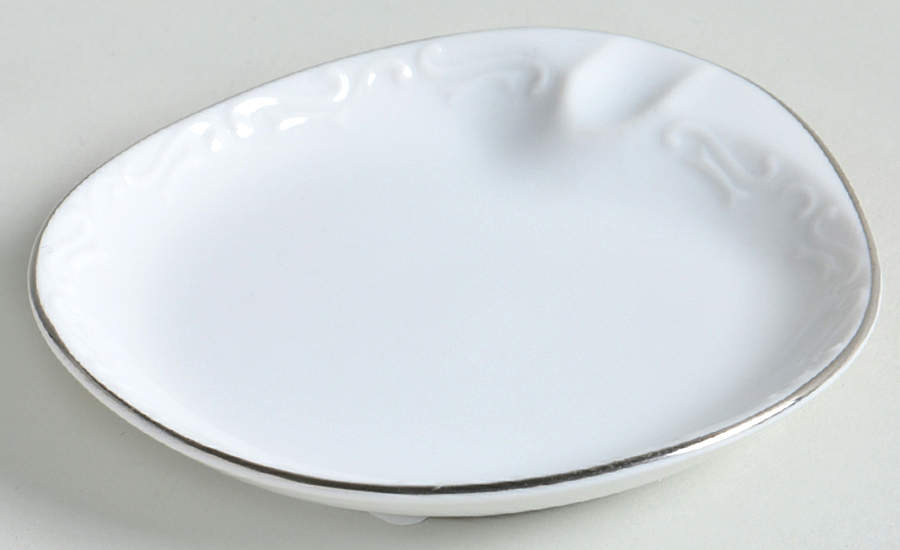 Empress Small Ashtray by Fashion Royale-1