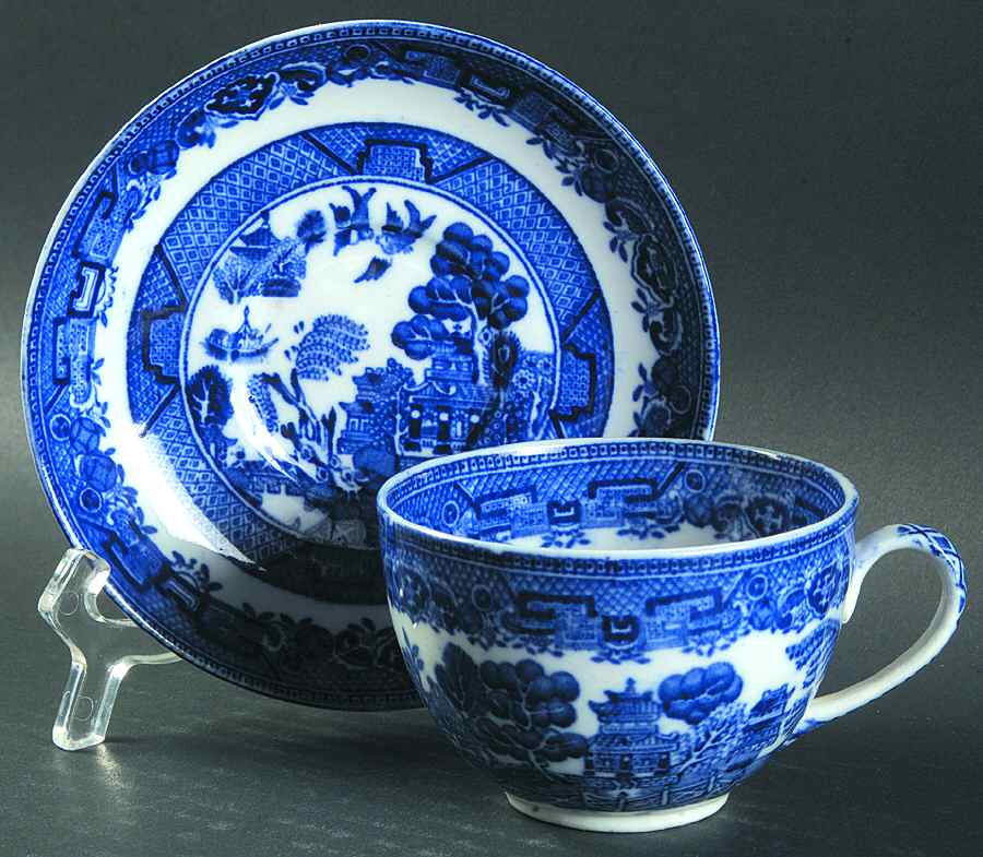 Ye Olde Willow Flat Cup & Saucer Set by James Kent (England)-1