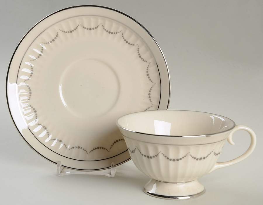 FL22 Footed Cup & Saucer Set by Flintridge-1