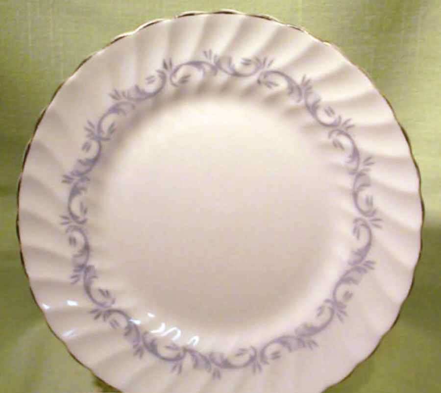 FOL18 Dinner Plate by Foley-1