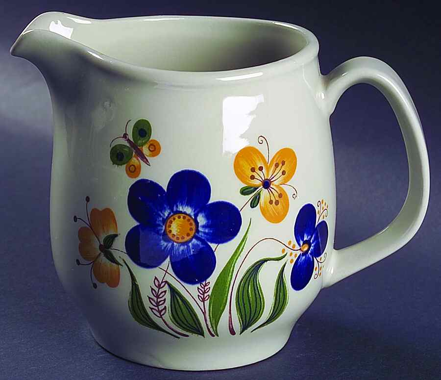 Mayflower 32 Oz Pitcher by Figgjo (Norway)-1