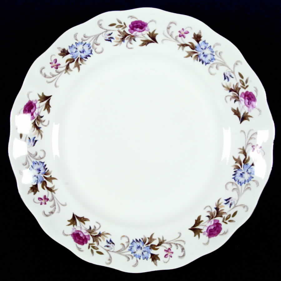 Marjorie Dinner Plate by Favolina-Karolina-1