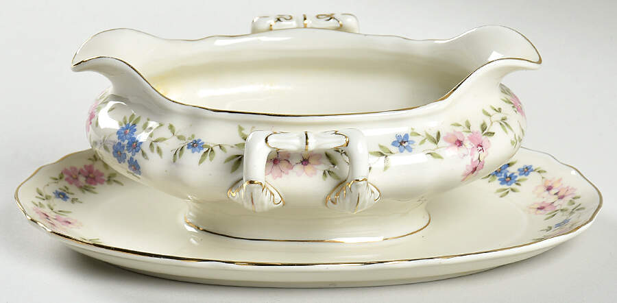 Florina Gravy Boat with Attached Underplate by Franconia-Krautheim & Adelburg-1