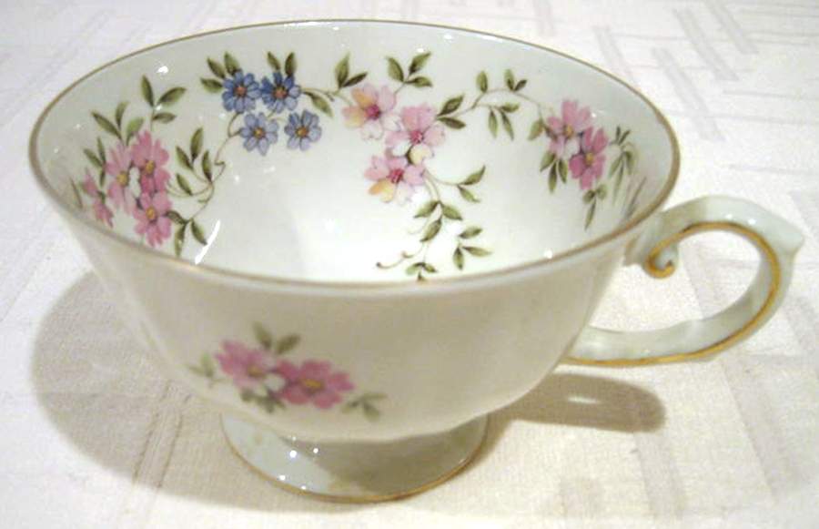 Florina Footed Cup by Franconia-Krautheim & Adelburg-1