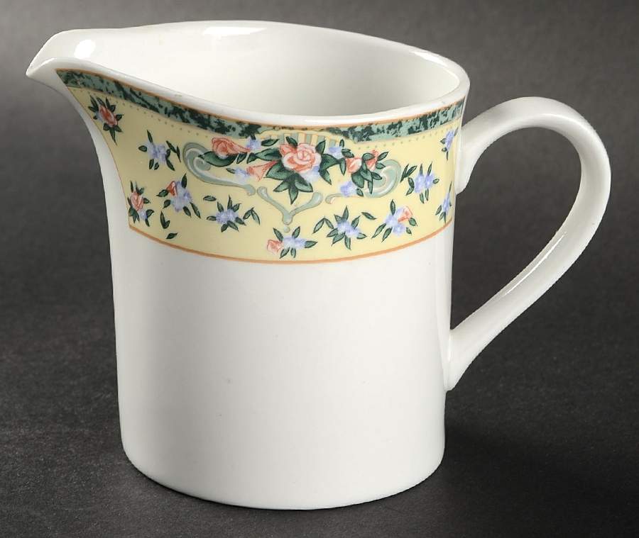 Elegance Creamer by Farberware-1