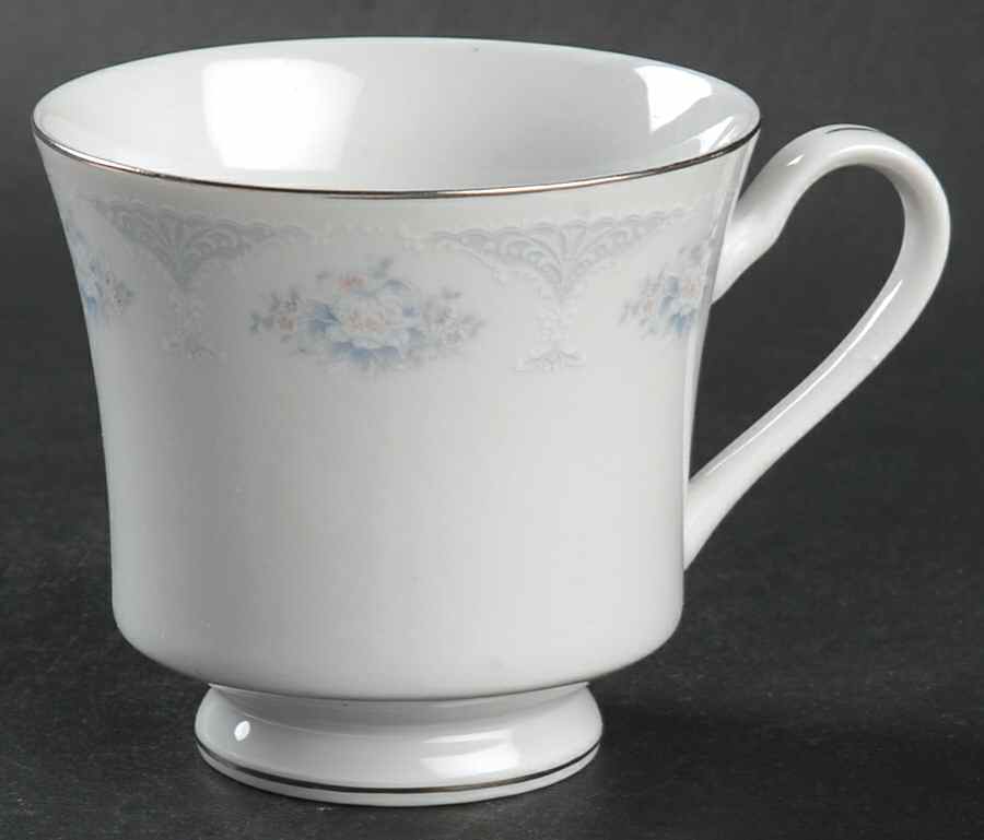 Sapphire Footed Cup by Silverie-1