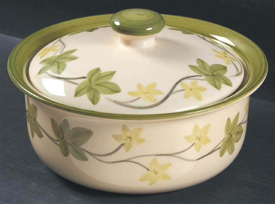Ivy II (England) 2 Qt Round Covered Casserole by Franciscan-1