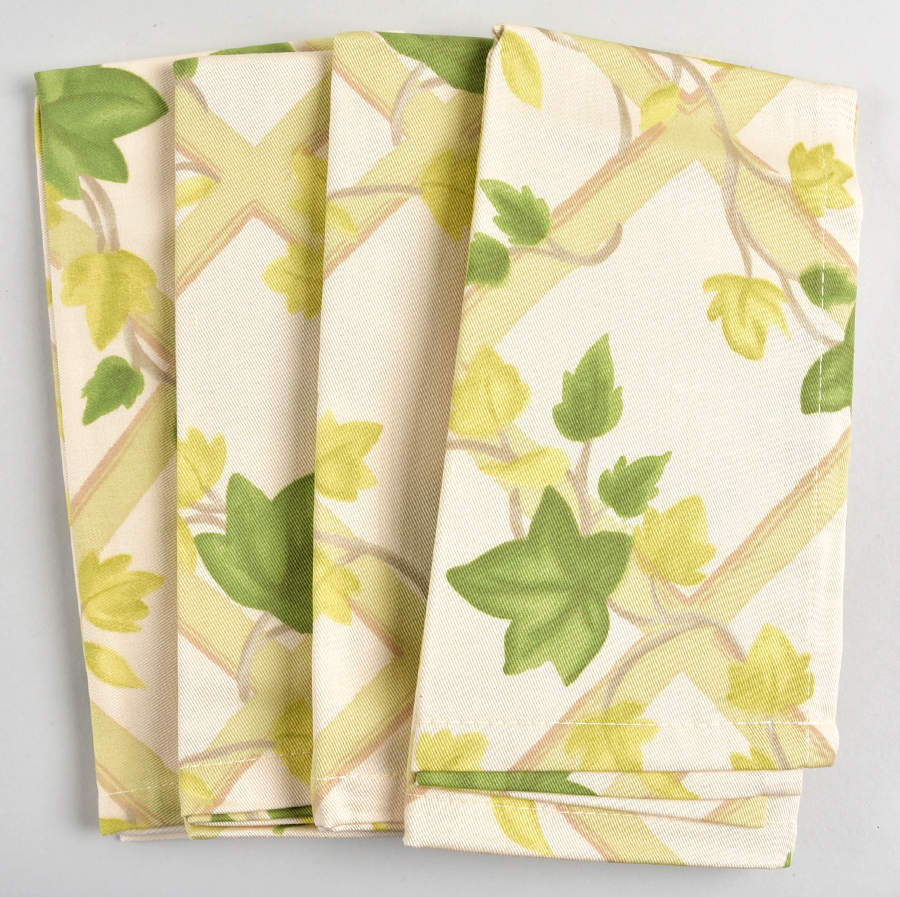 Ivy II (England) Cloth Napkin - Set of 4 by Franciscan-1