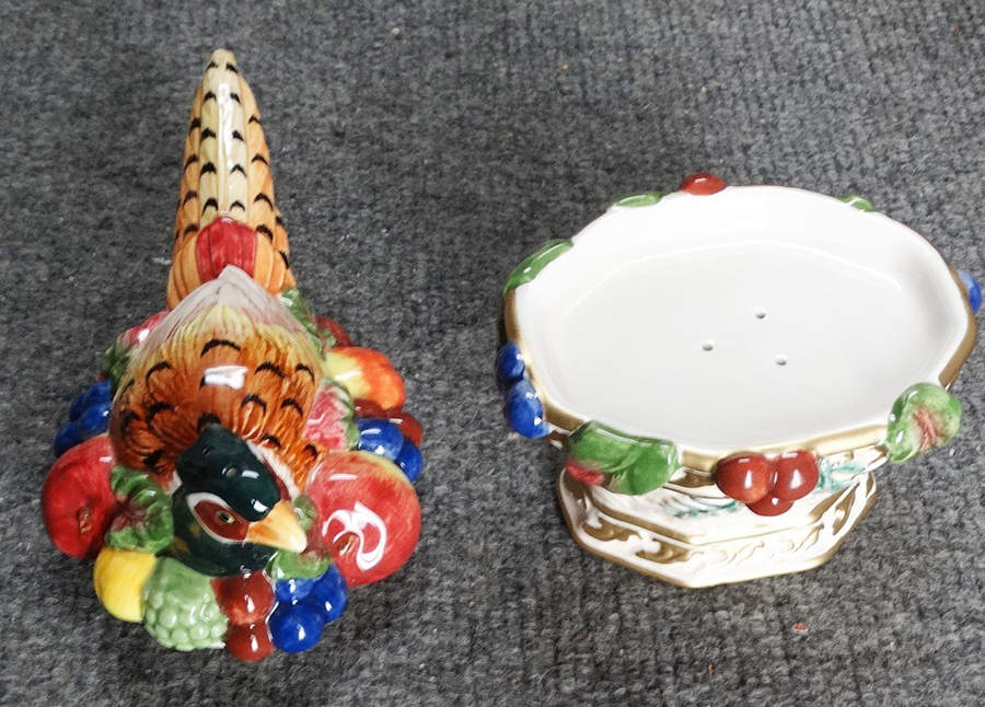 Venezia (Giftware) Stacking Pepper Shaker by Fitz & Floyd-1