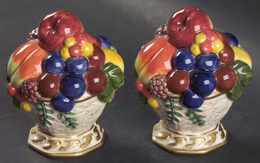 Venezia (Giftware) Figural Salt & Pepper Set by Fitz & Floyd-1