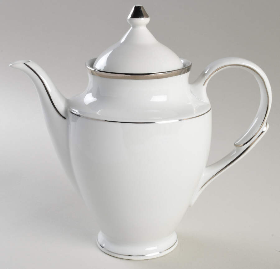 Monticello Coffee Pot & Lid by Favolina-Karolina-1