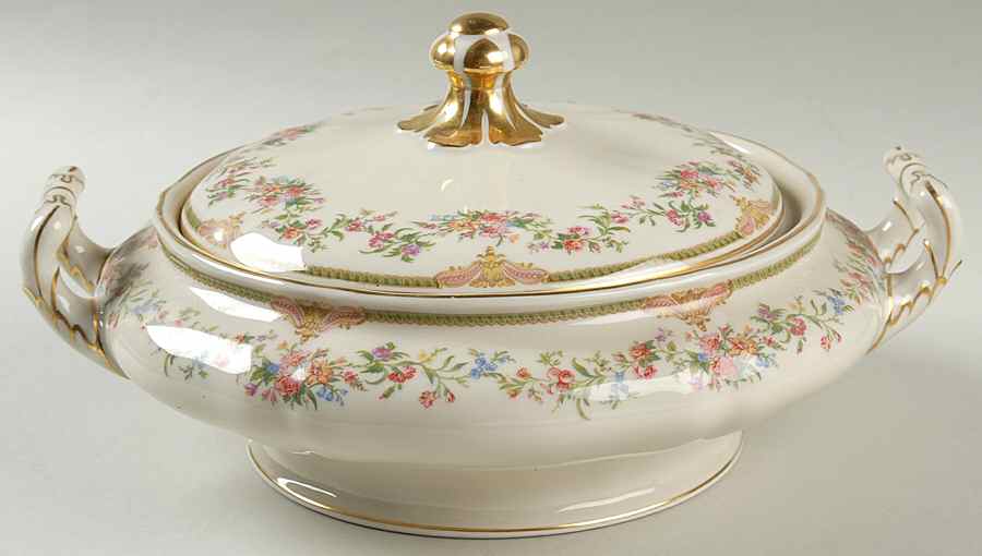 Astrid (No Inner Gold Verge) Round Covered Vegetable by Franconia-Krautheim & Adelburg-1