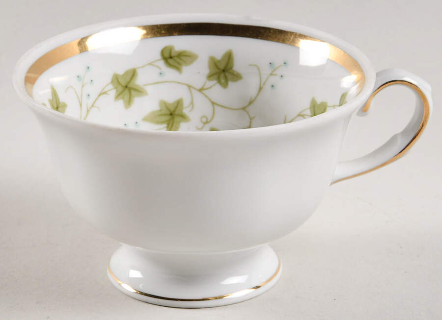 Diana Footed Cup by Favolina-Karolina-1